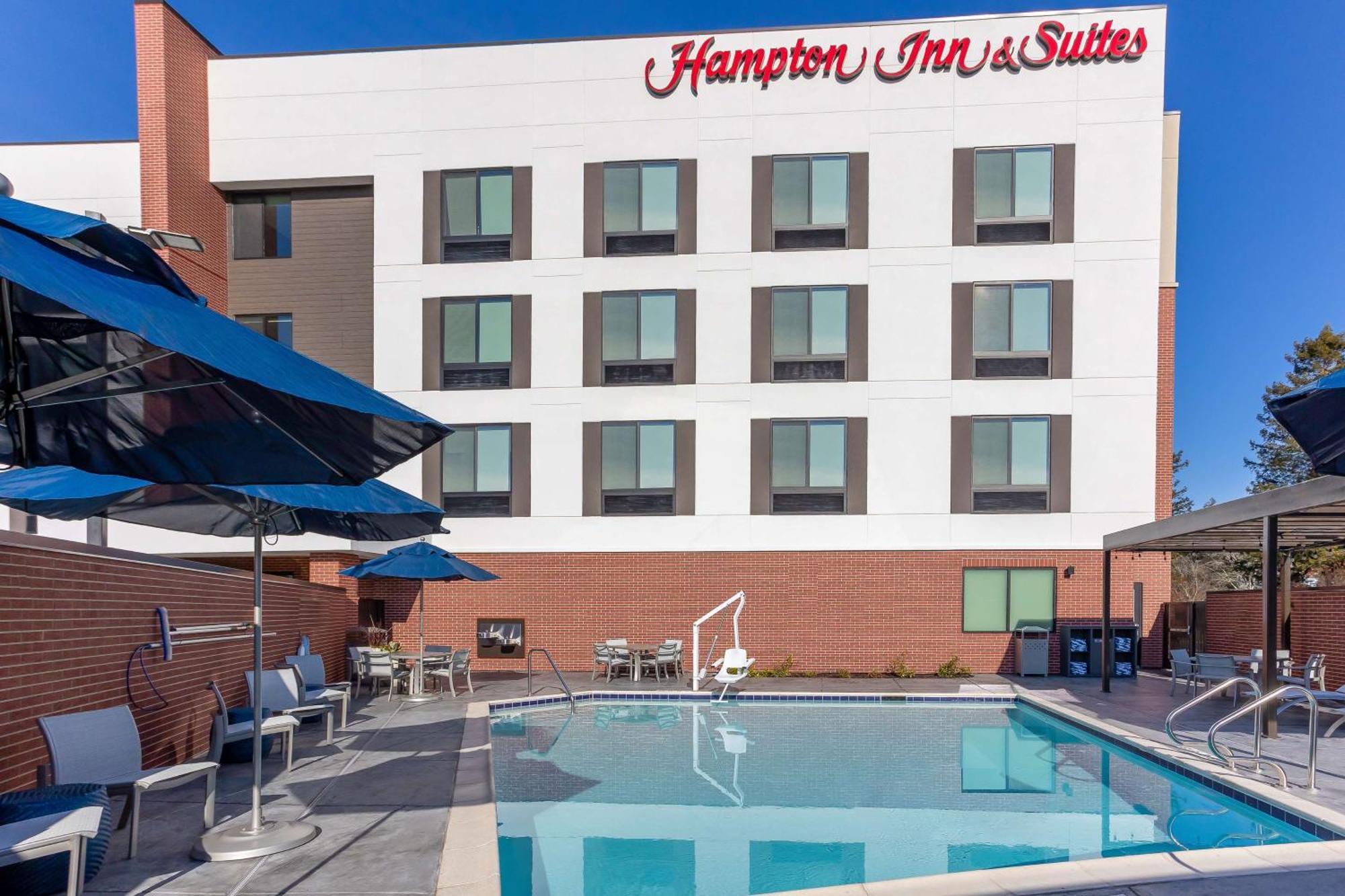 Hampton Inn & Suites Santa Rosa Sonoma Wine Country Экстерьер фото