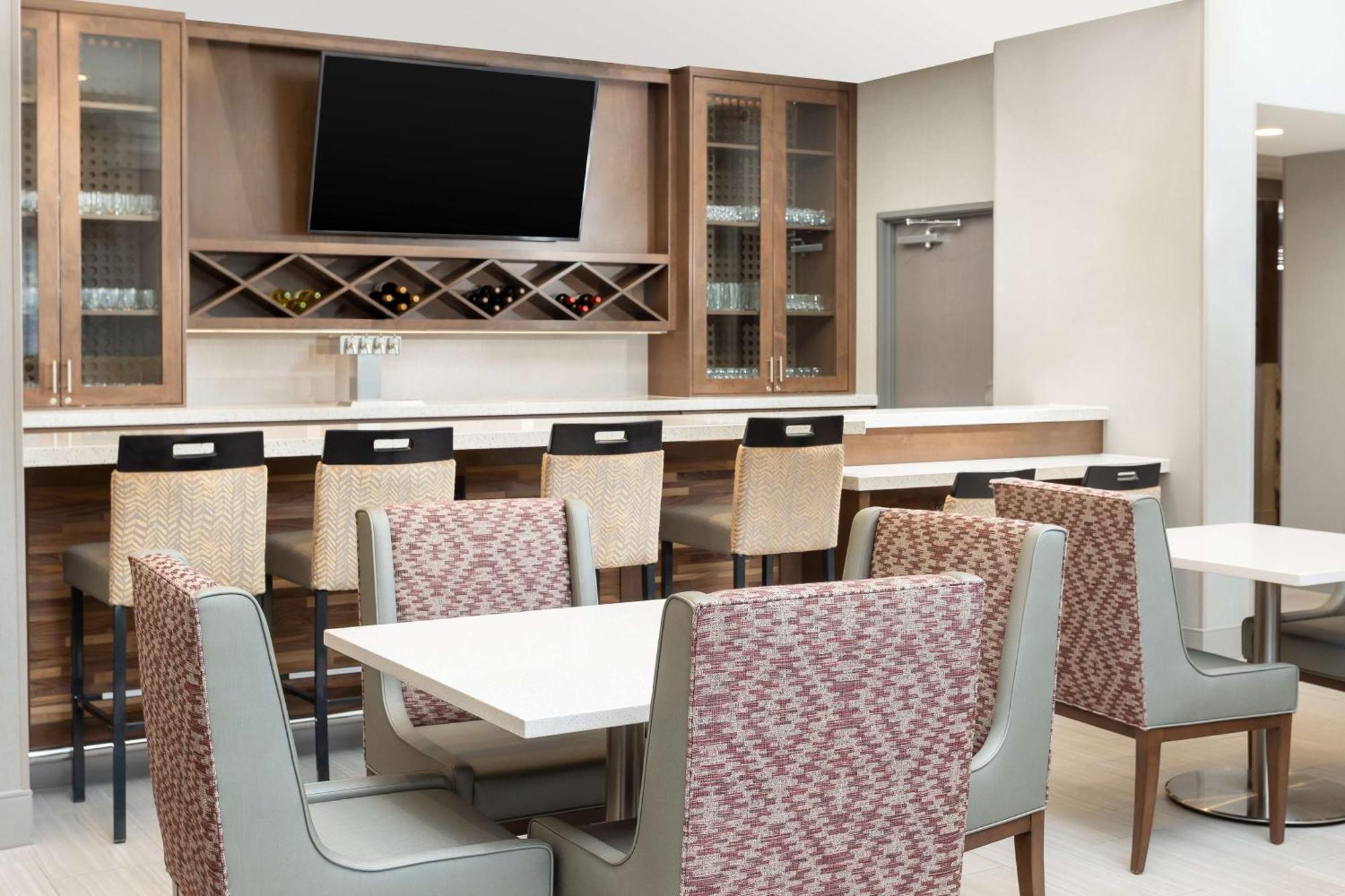 Hampton Inn & Suites Santa Rosa Sonoma Wine Country Экстерьер фото